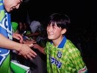 le coq sportif 2002 Jリーグオールスター14 岩本輝雄 元サッカー日本代表 岩本輝雄が教える「ロングパスの極意