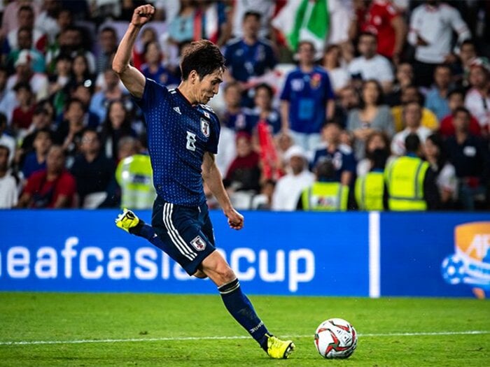 アジア杯決勝後、原口元気に直撃。「アタッカーは逃げちゃいけない」＜Number Web＞ photograph by Takuya Sugiyama