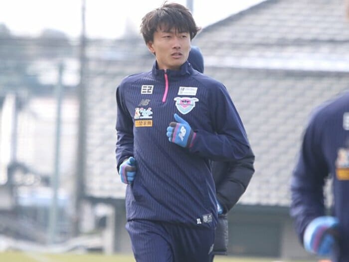 鳥栖DF原輝綺、焦りからの解放。「また違った自分を見せられそう」＜Number Web＞ photograph by Takahito Ando