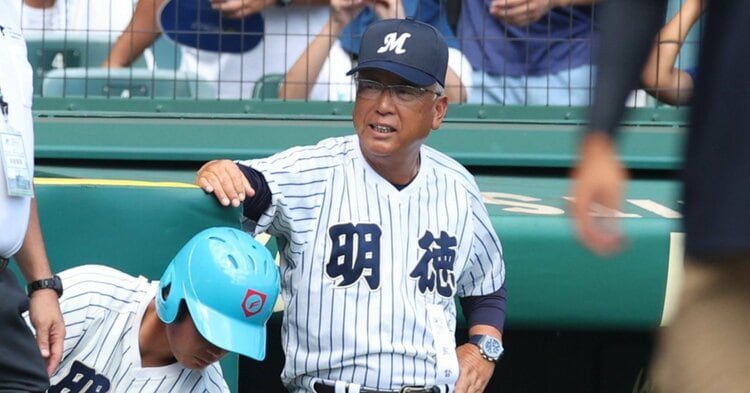 明徳義塾　馬渕監督のグローブ マスコミに頭にきてるんです」“変わるセンバツ”で明徳義塾・馬淵