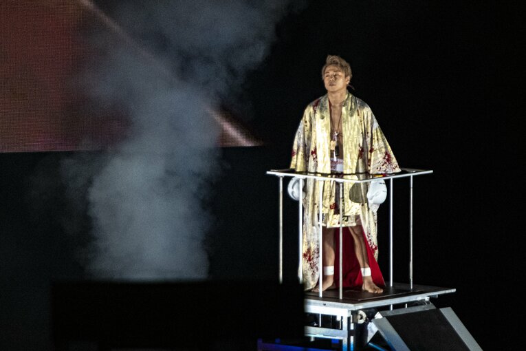 入場する武尊　©Takuya Sugiyama