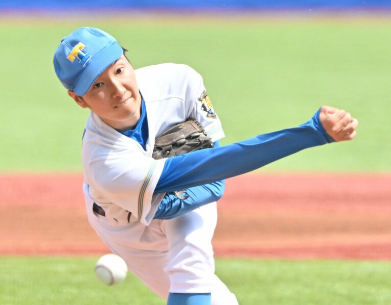 明治大を相手に9回2失点完投の好投を見せた東大の渡辺。父は元ロッテや日本代表で活躍した俊介さん　©︎Sankei Shimbun