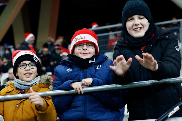 かわいい子供ファン　©Daisuke Nakashima