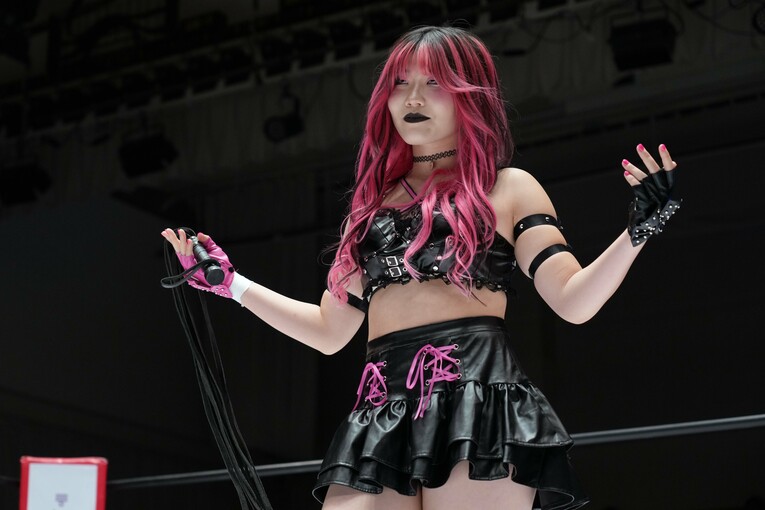 吏南　©Essei Hara