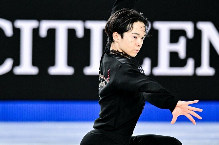 GPファイナルで2位となった鍵山優真。振付師のローリー・ニコル氏に、プログラムに込めた思いなどを聞いた ／ photograph by AFLO