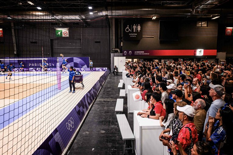 パリ五輪予選ラウンド・ケニア戦　©︎Volleyball World