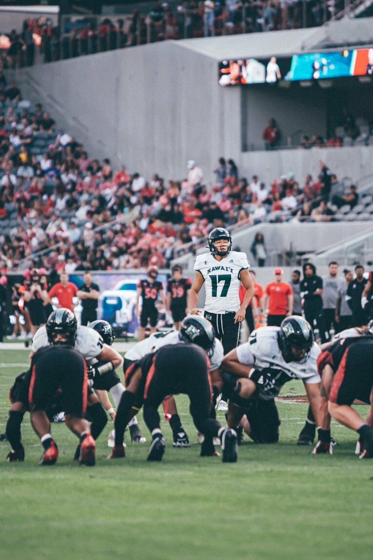 編入2年目からはハワイ大チームの正キッカーとして活躍している松澤／本人提供
