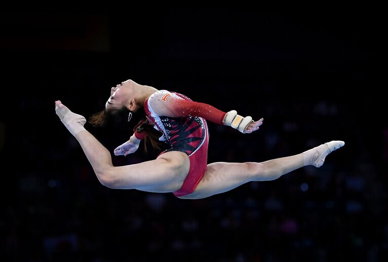 19年の世界選手権で寺本が見せた演技　©Getty