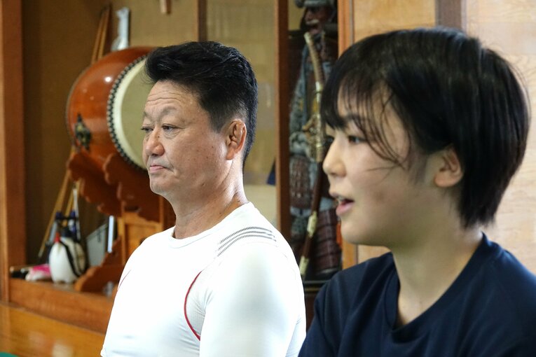 藤波朱理を育てた父でコーチの俊一さん　©Koji Fuse