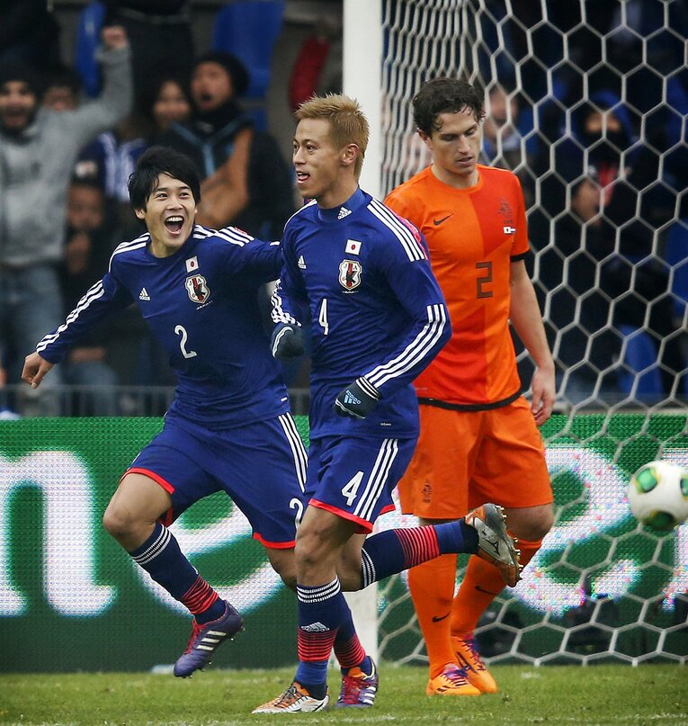 2013年11月、オランダ代表対日本代表。2-2と強豪相手に引き分けたが、松木さんはゴール裏からの解説という難題に挑んでいた　©Getty Images