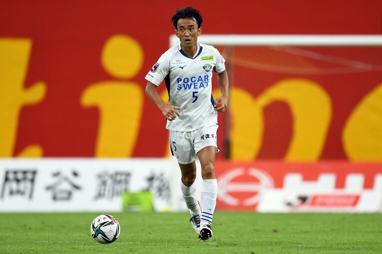 経験豊富な36歳の石井秀典は徳島在籍7年目。第30節の仙台戦では劇的な決勝ゴールを決めた