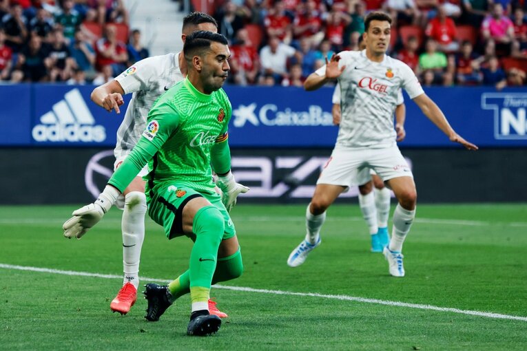 久保建英がGK姿？奇跡の残留に歓喜、“ズボンを抜いだお宝写真”も… 「苦しんだタケのリーガ3年目」をカメラマン視点で振り返る(16)