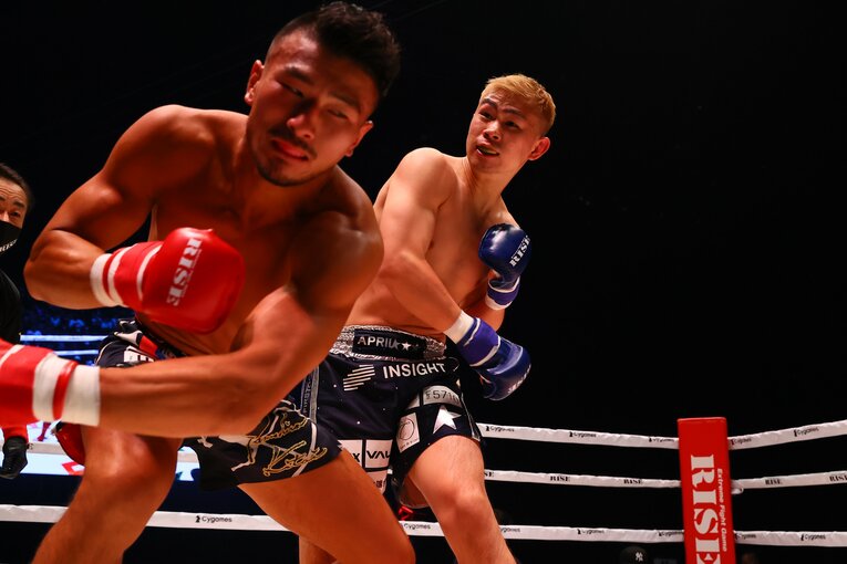 OFGマッチ2戦目の北井智大戦は右フックで豪快にKO勝利　©RISE