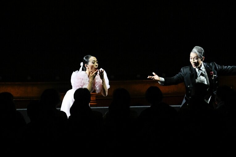 「母への永遠の愛を滑りたいな」浅田真央が明かすアイスショー『Everlasting33』に込めた“愛”「誰も見たことのない景色を届けたい」(108)