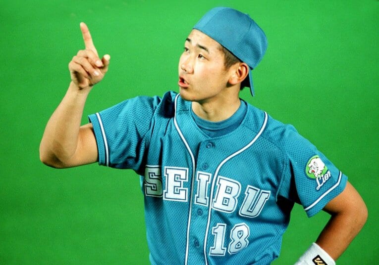 1998年度のドラフトで日本ハム、横浜ベイスターズ、西武ライオンズの3球団が競合の末、西武が交渉権を獲得。1年目から16勝を挙げて最多勝を獲得した　©Sankei Shimbun