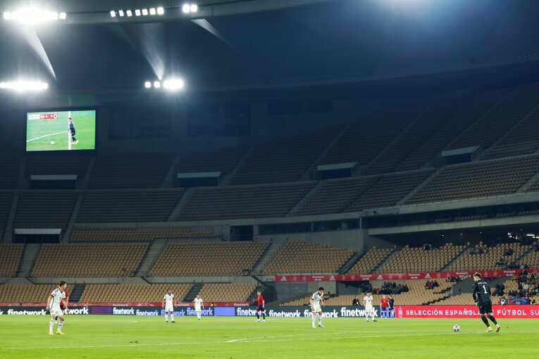 W杯前に日本人カメラマンが撮ったU-21スペインvs日本「リアルな実力差」ハイプレス空転の完敗を“未来予測”にしないためには… (18)