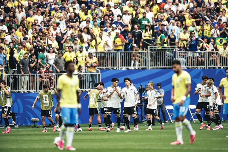 テレビに映らなかったブラジル戦真相…写真は右に続きます　©Kiichi Matsumoto/JMPA