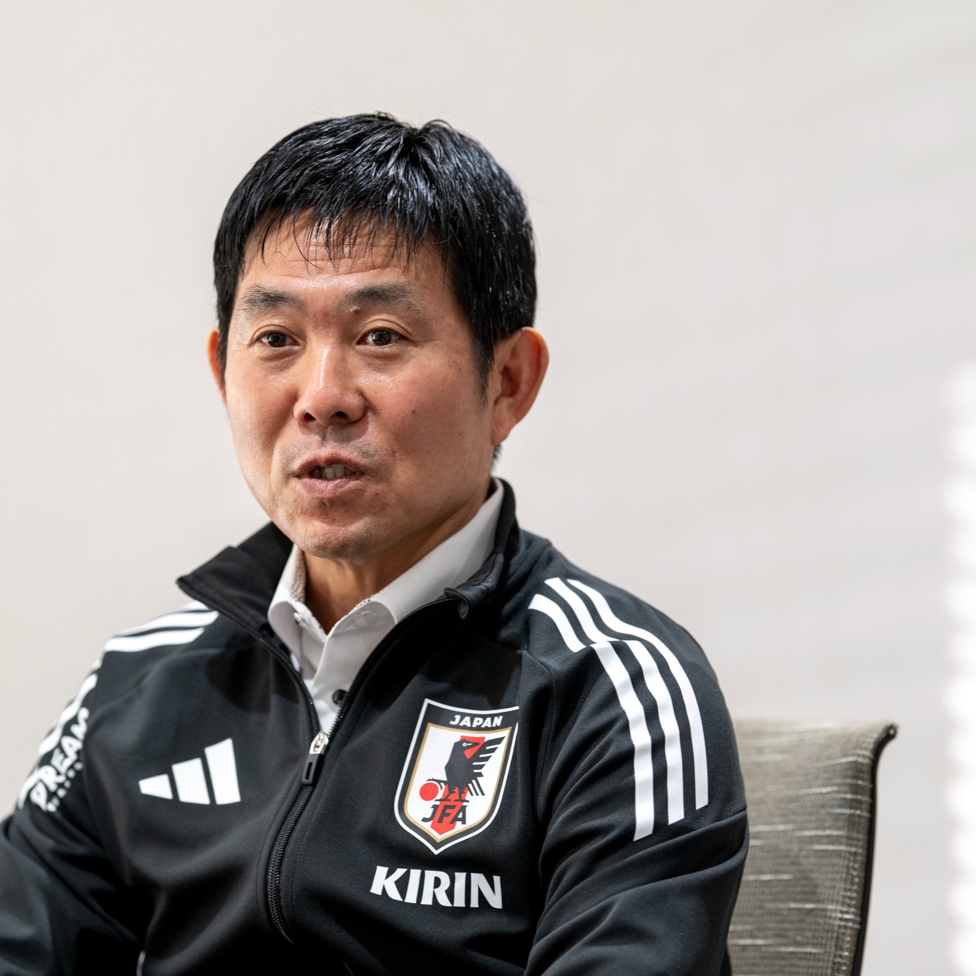 「前半からブラジルは困っていたんです」森保一監督に聞く、“なぜブラジル戦前半0-2と苦戦した?”…大逆転劇のウラに小さな誤算「最初10分で修正したプラン」