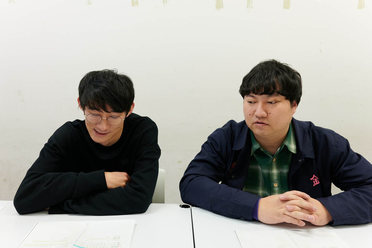 結成13年、2年連続での決勝進出を果たしたロングコートダディ。堂前透（ネタ作り担当、写真左）と兎。吉本興業所属