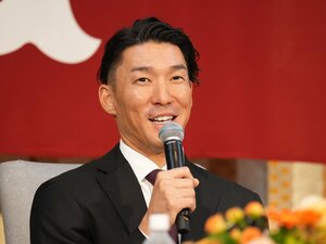 「大活躍のちケガ」を繰り返し…今季で現役引退の巨人・梶谷隆幸（36歳） 同期入団の親友が見た“ケガと向き合い続けた”野球人生とは？