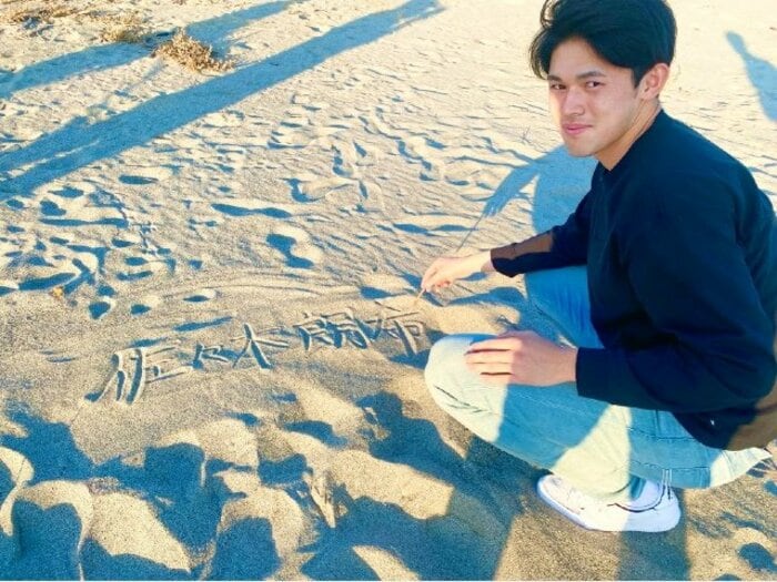 佐々木朗希「これでちょっと気が抜けるかな」“景色が一変した2022年”を終えて故郷・岩手へ…“原点のマウンド”で誓ったことは？＜Number Web＞ photograph by Chiba Lotte Marines