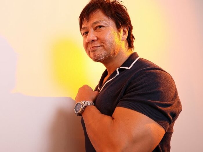 「一撃必殺で仕留めろ」小島聡51歳が語るハンセン直伝のラリアット「一生の宝になりましたね」＜Number Web＞ photograph by Shigeki Yamamoto