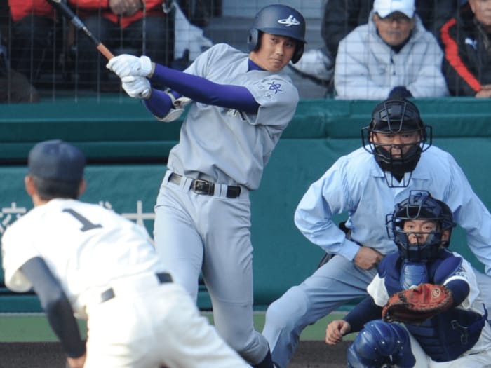 「藤浪投手の完成度は大谷を上回っていた」花巻東の同級生が意外な証言…甲子園で“藤浪からホームラン”直前、大谷翔平がしていた「ある予告」＜Number Web＞ photograph by Sankei Shimbun