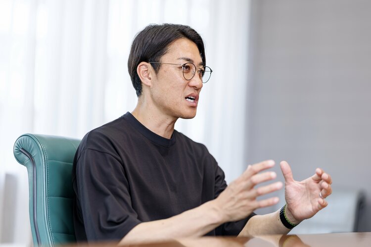 裏ではギスギスなチームもあるけど」W杯日本代表GK鈴木彩艶、早川友基
