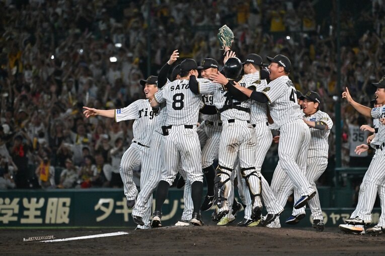 【優勝の瞬間…TVに映らないセレブレーション】©Hideki Sugiyama