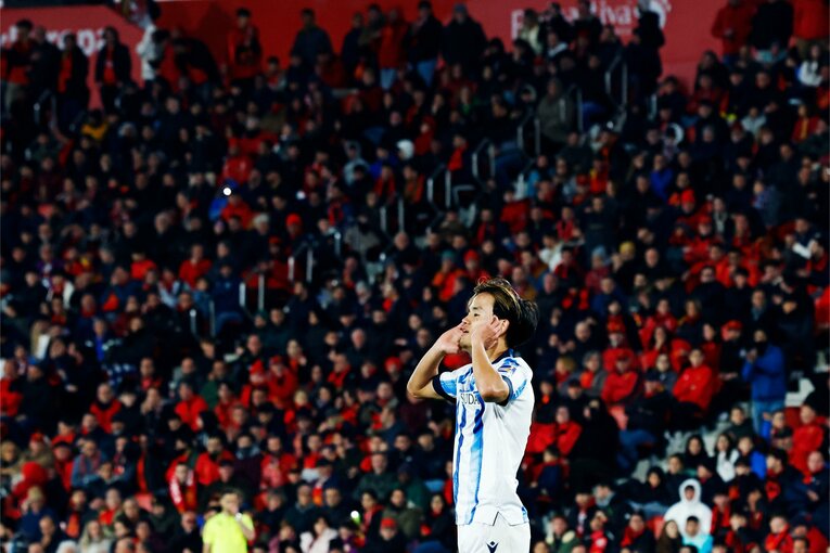 チームの決定機逸に頭を抱える　©Daisuke Nakashima