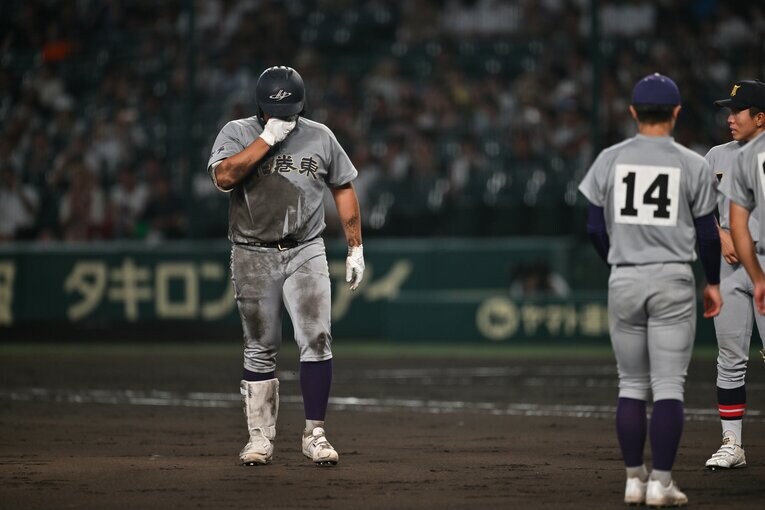 選手も、監督も、そして観客も泣いた…花巻東の最終回「伝説の反撃」　©Hideki Sugiyama