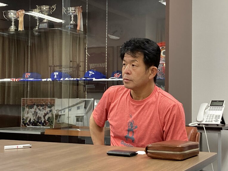 帝京大硬式野球部・唐澤良一監督　©Number Web