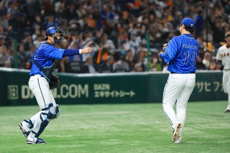 山﨑がベイスターズの最後を締めるパターンは今季減っている　©JIJI PRESS