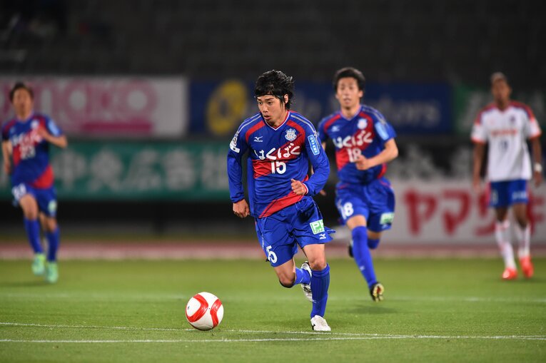 神奈川大から2015年ヴァンフォーレ甲府入り。翌年に柏へ移籍する　©J.LEAGUE