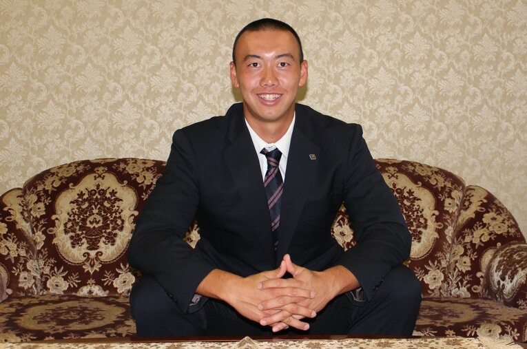 ドラフト会議、3時間前の村田怜音 ©Number Web