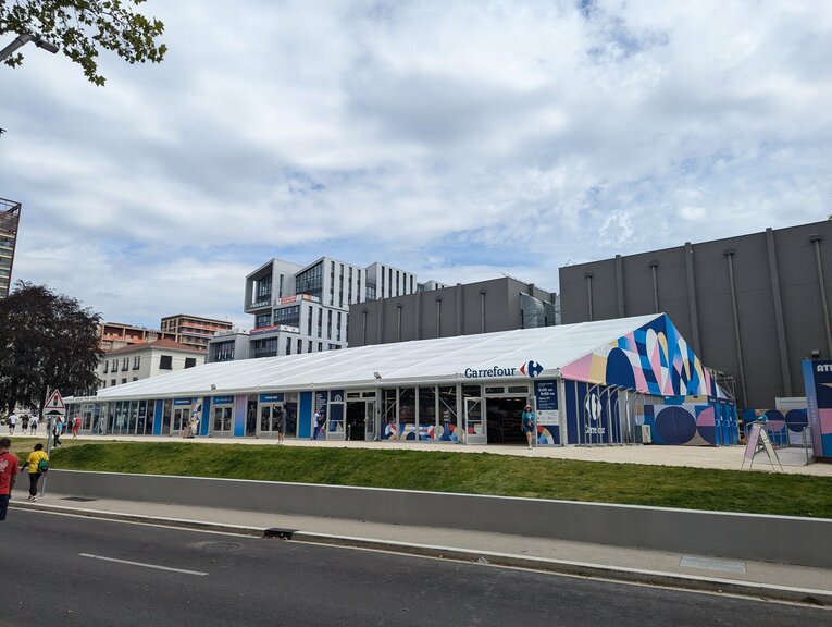 パリ五輪の選手村（全56枚）©JMPA