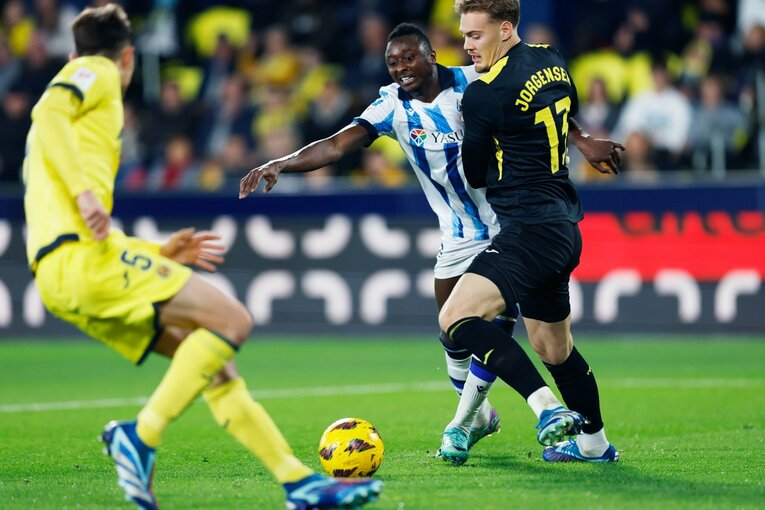 後半の決定機を決めきれなかったサディク　©Daisuke Nakashima