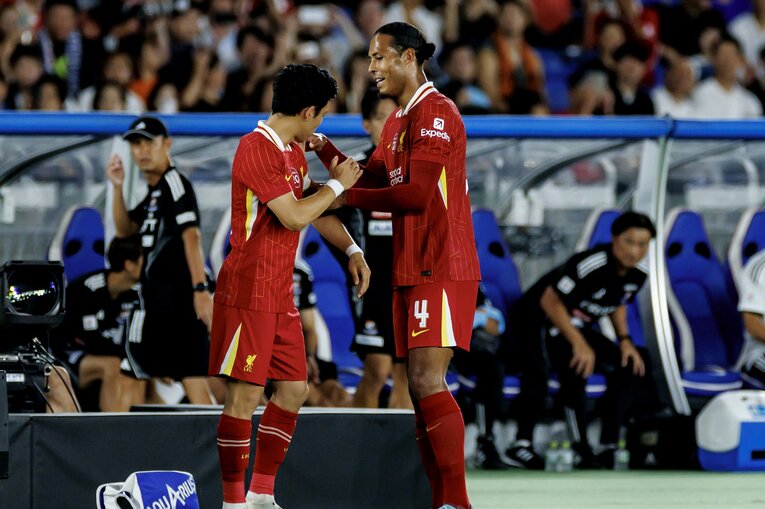 【リバプールで愛されるワタ・エンドウ（全20枚超）】（当時。リバプール＆日本遠征レア写真はまだまだ続きます）　©Kiichi Matsumoto