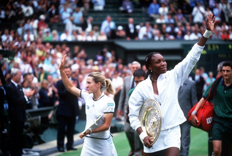 2001年はウィンブルドン決勝に進出するも、セリーナに敗れて準優勝だった　©Getty Images
