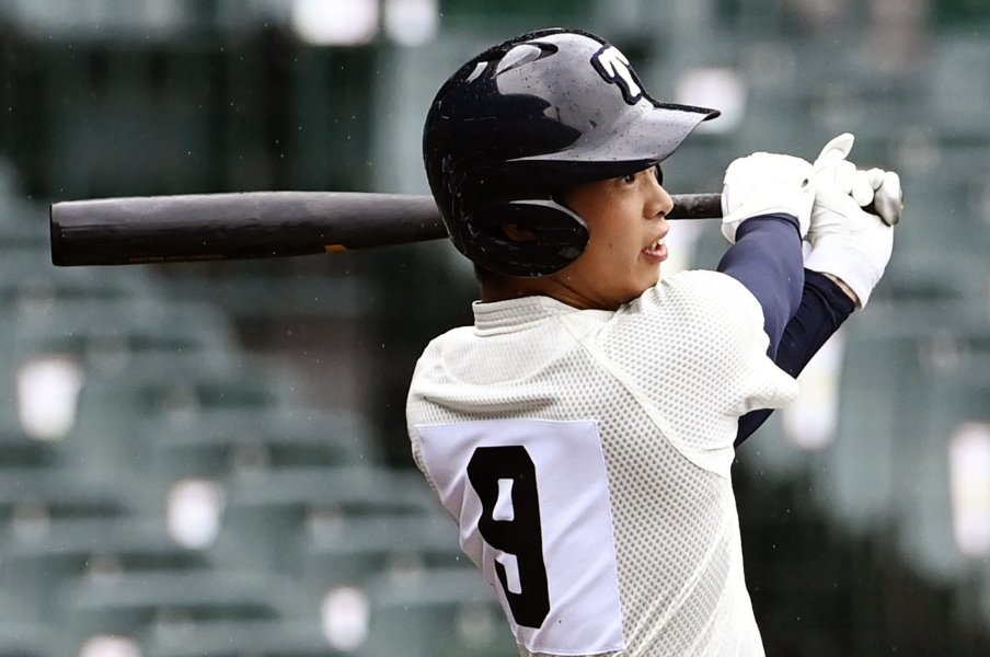 大阪桐蔭の2人のバッターが面白い 甲子園で見ておくべき 6人の野手 城島健司みたいになる 大型高校生捕手も ドラフト会議 高校野球 Number Web ナンバー