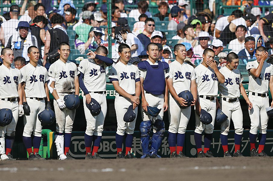 北照高 上林弘樹監督の甲子園 2カ月前の春の大会では塁審姿 高校野球 Number Web ナンバー