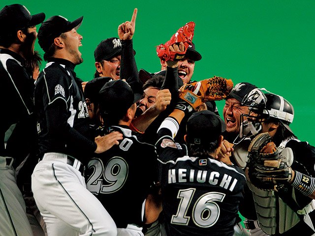 2010年の立役者＞里崎智也が語る下克上の起こしかた。 - プロ野球