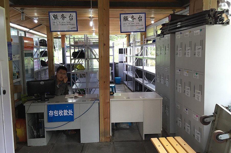 北京の青い空は、お値段3800億円!?ランニング文化はまだまだ発展途上。<Number Web> photograph by Tetsuhiko Kin