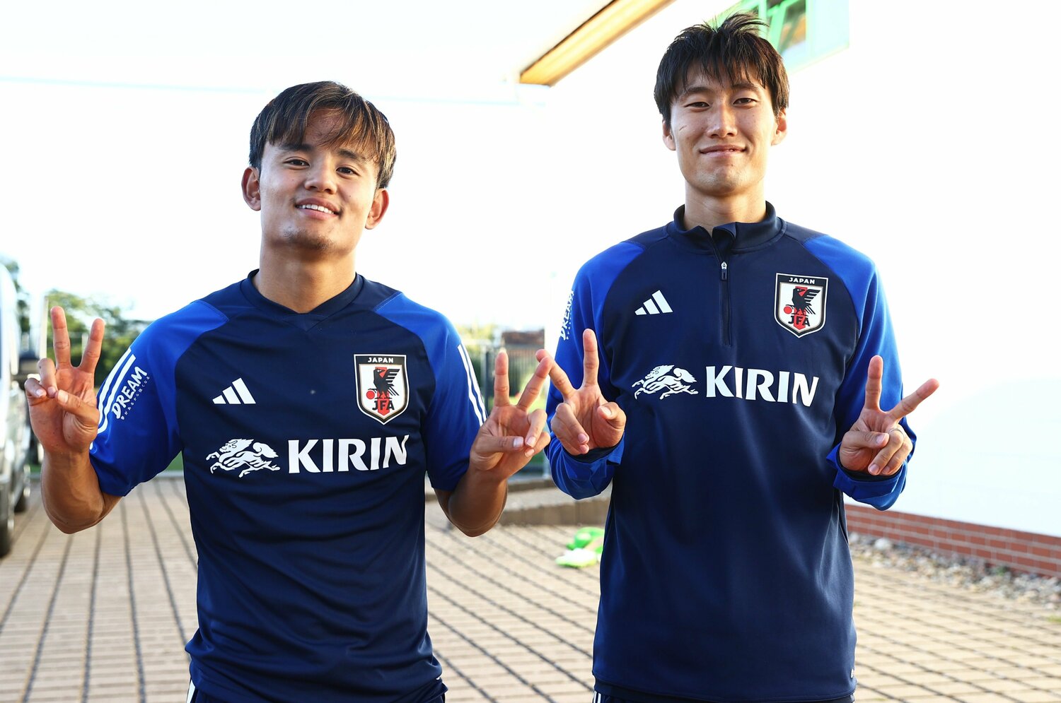 2023年の久保と鎌田　©JFA/AFLO