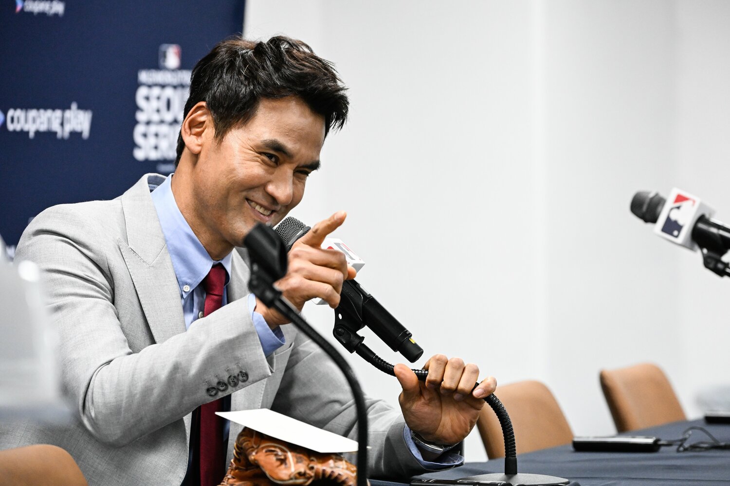 後輩にエールを送る朴賛浩 ©Nanae Suzuki