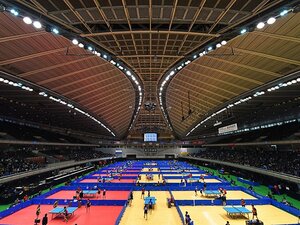 双眼鏡でスポーツ観戦を楽しもう!日本卓球の聖地・東京体育館を訪ねて。