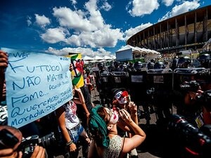ブラジルでのW杯開催は、南ア以上に問題が山積み?~サッカー王国、インフラに難あり~