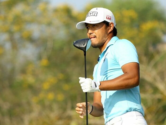 小平智のドライバー探しは大変だ。1g以下の違和感を消すための1本。＜Number Web＞ photograph by Yoichi Katsuragawa