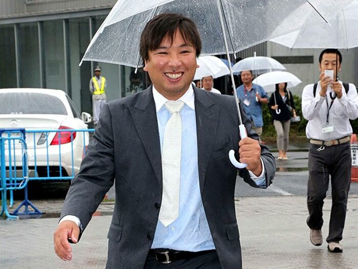 リード、バッティング、最後は好み!?里崎智也が語り尽すロッテ正妻争い！＜Number Web＞ photograph by NIKKAN SPORTS