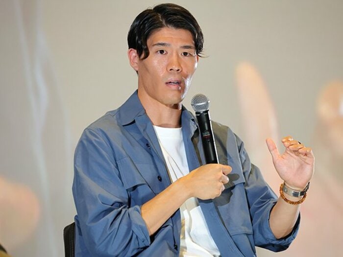 ケガ人続出サッカー日本代表DF…W杯へのカギはやはり冨安健洋では「余裕を持つ、は言い過ぎかもですが」遠藤航イベントで語った“守備センス”＜Number Web＞ photograph by 「月刊・遠藤航 The REAL PICK UP MATCH」提供